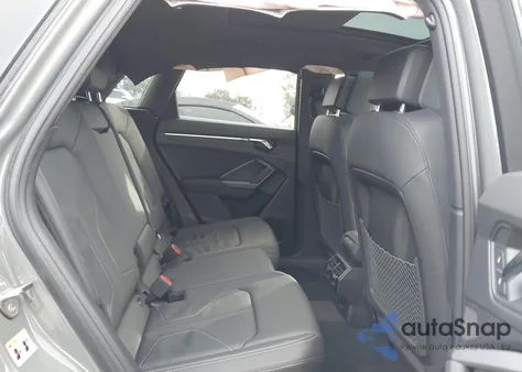 2025 Audi Q3 Premium 45 Tfsi S Line Quattro Tiptronic z USA, uszkodzony, nr VIN WA1DECF34S1093294